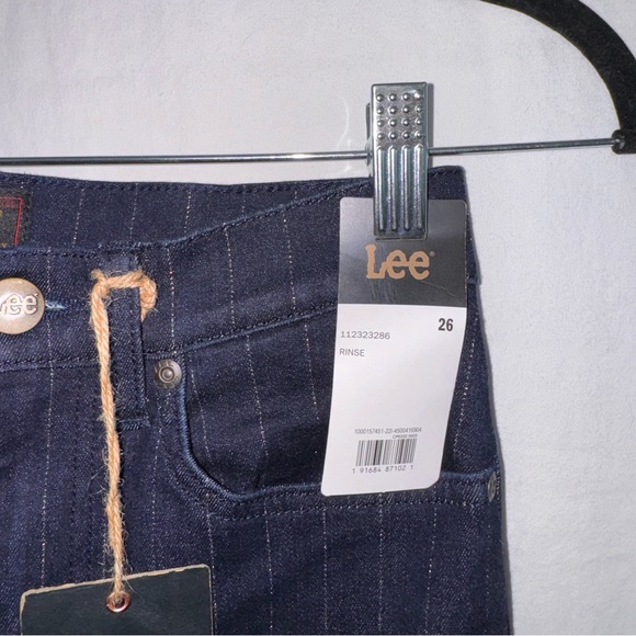 Lee Flare Jeans with Gold Thin Line Detailing - Picture 4 of 4